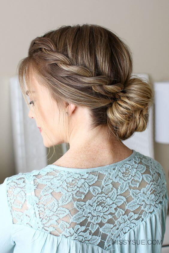 Moño bajo con trenzas