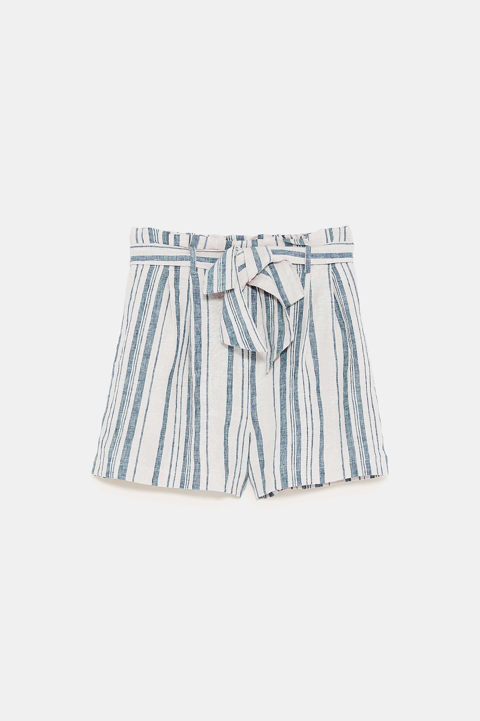 Short de rayas azules, de Zara