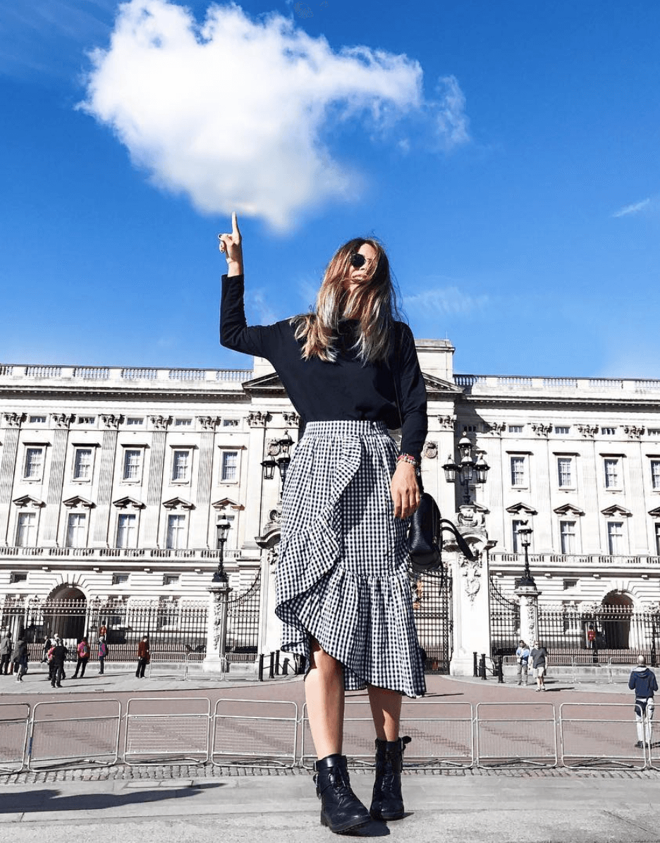 marta riumbau falda vichy botas