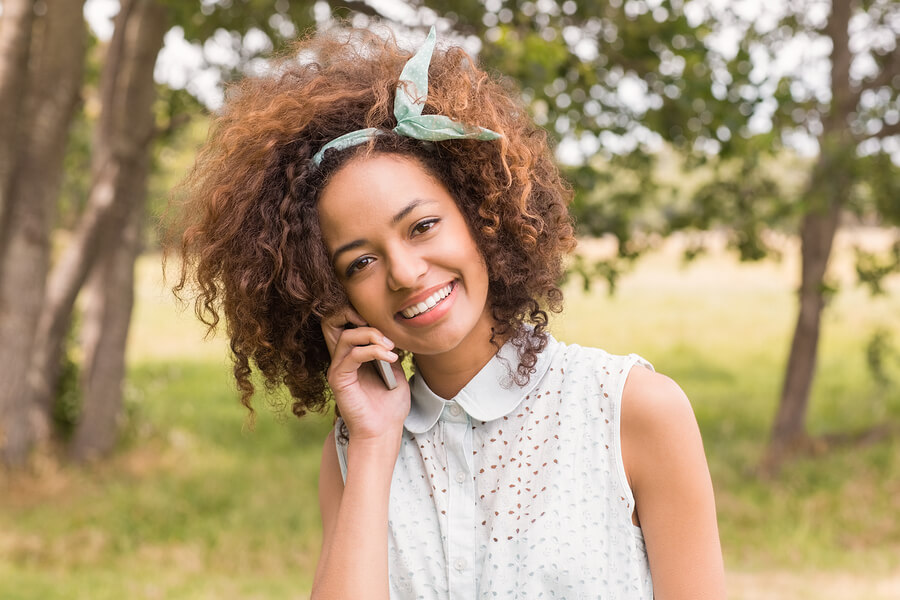 Accesorios de pelo para verano 2018: pañuelos, lazos, trenzas