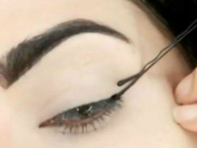 Horquilla para hacer delineados.