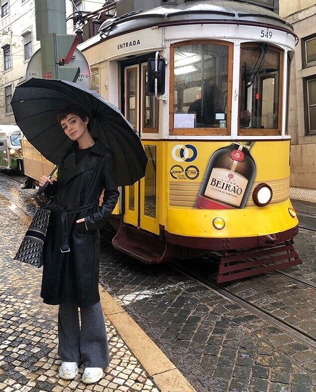 Look de Laura Escanes en Lisboa
