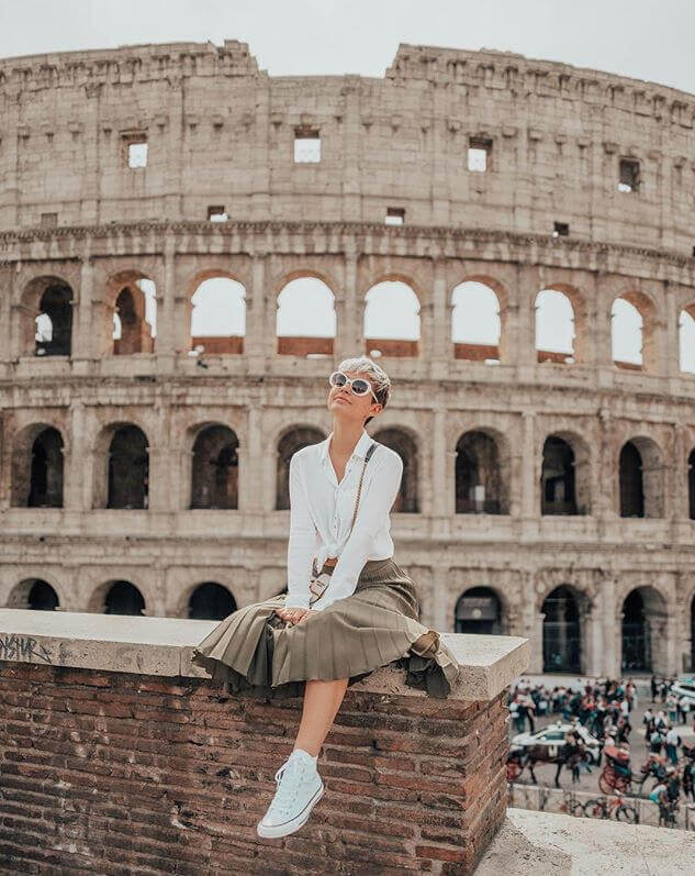 Look de Laura Escanes en Roma.