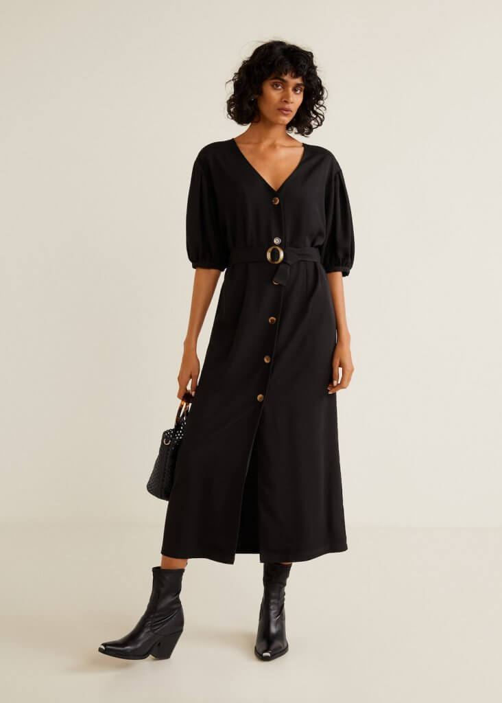 Vestido negro.