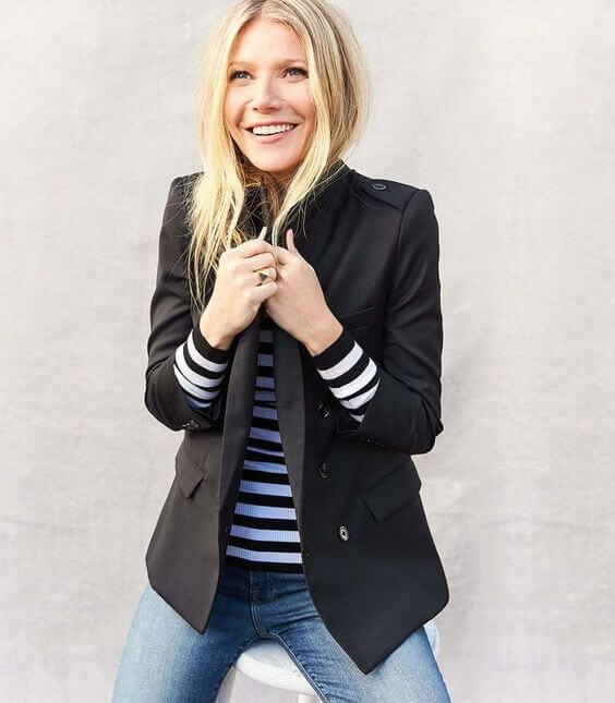 Gwyneth Paltrow con un blazer negro