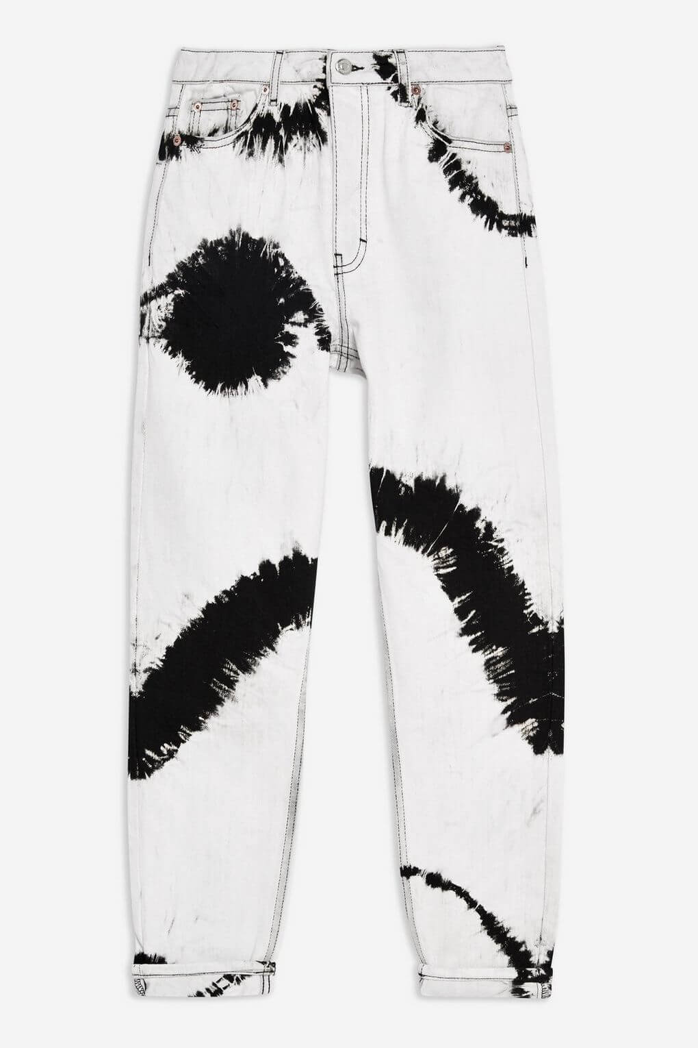Pantalones desteñidos en blanco y negro.