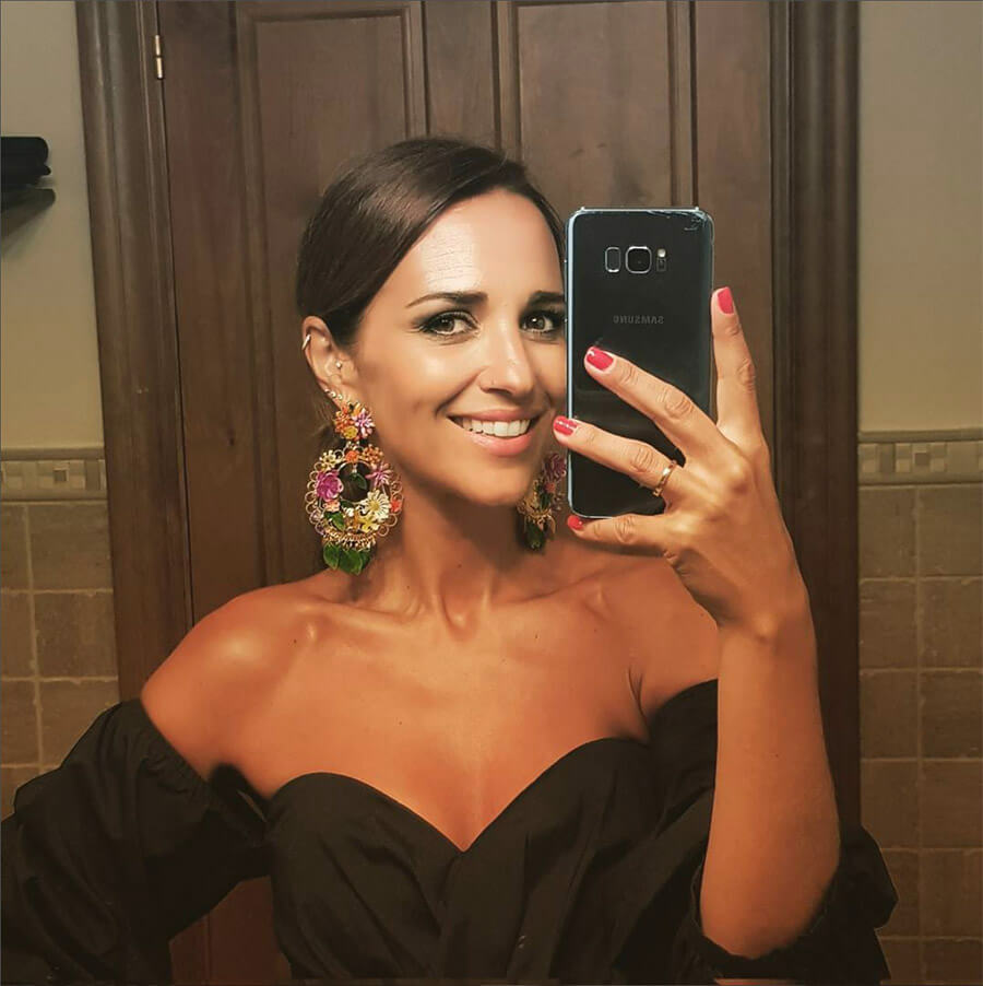 Paula Echeverría se hace un selfie
