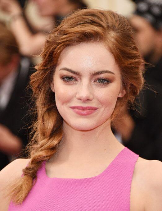 Dormir con trenzas es una forma de añadir volumen al pelo.